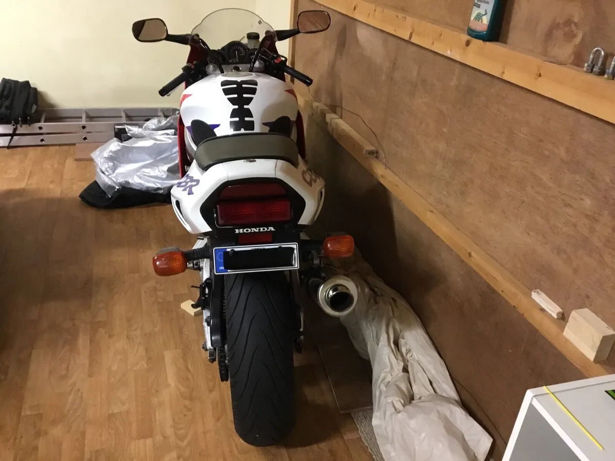 Honda CBR 900rr fireblade - Image 4