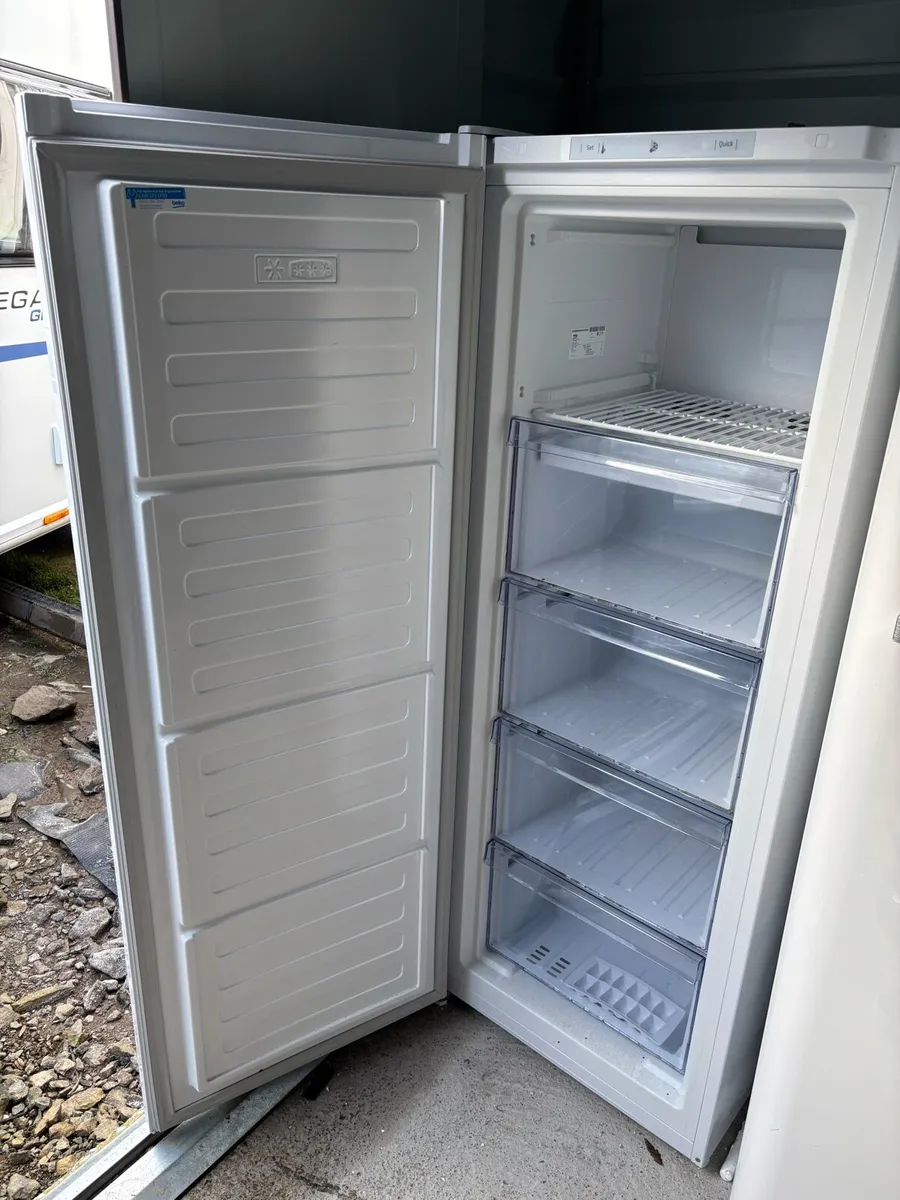 Beko Freezer - free standing - Image 3