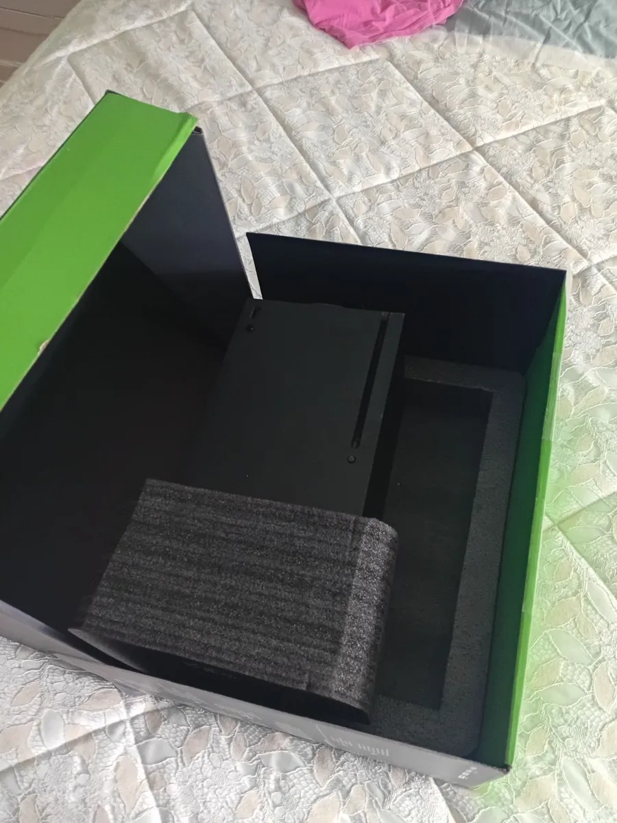Xbox series x - Image 2