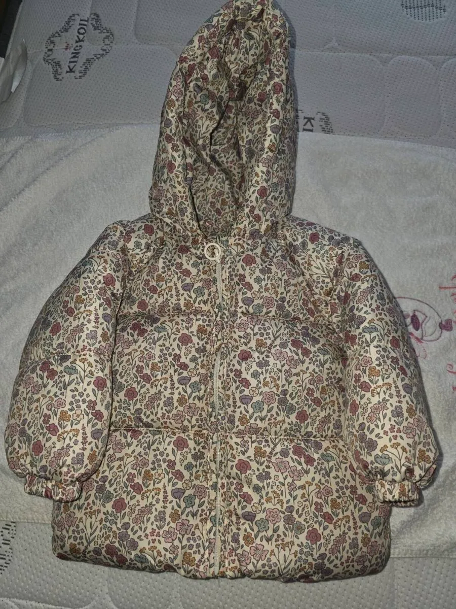 2 kids coats excellent condition age 1 to 2 years - Image 2