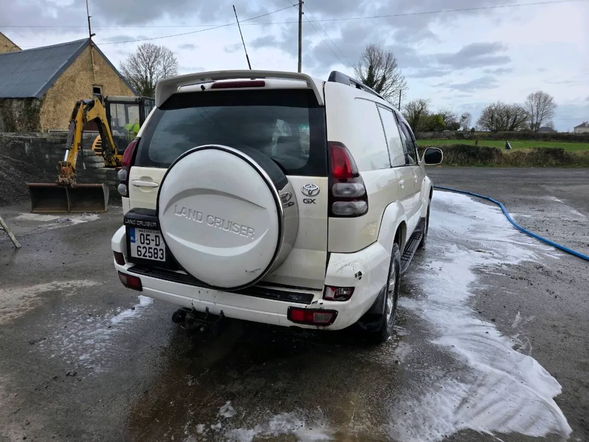 Toyota Landcruiser - Image 4