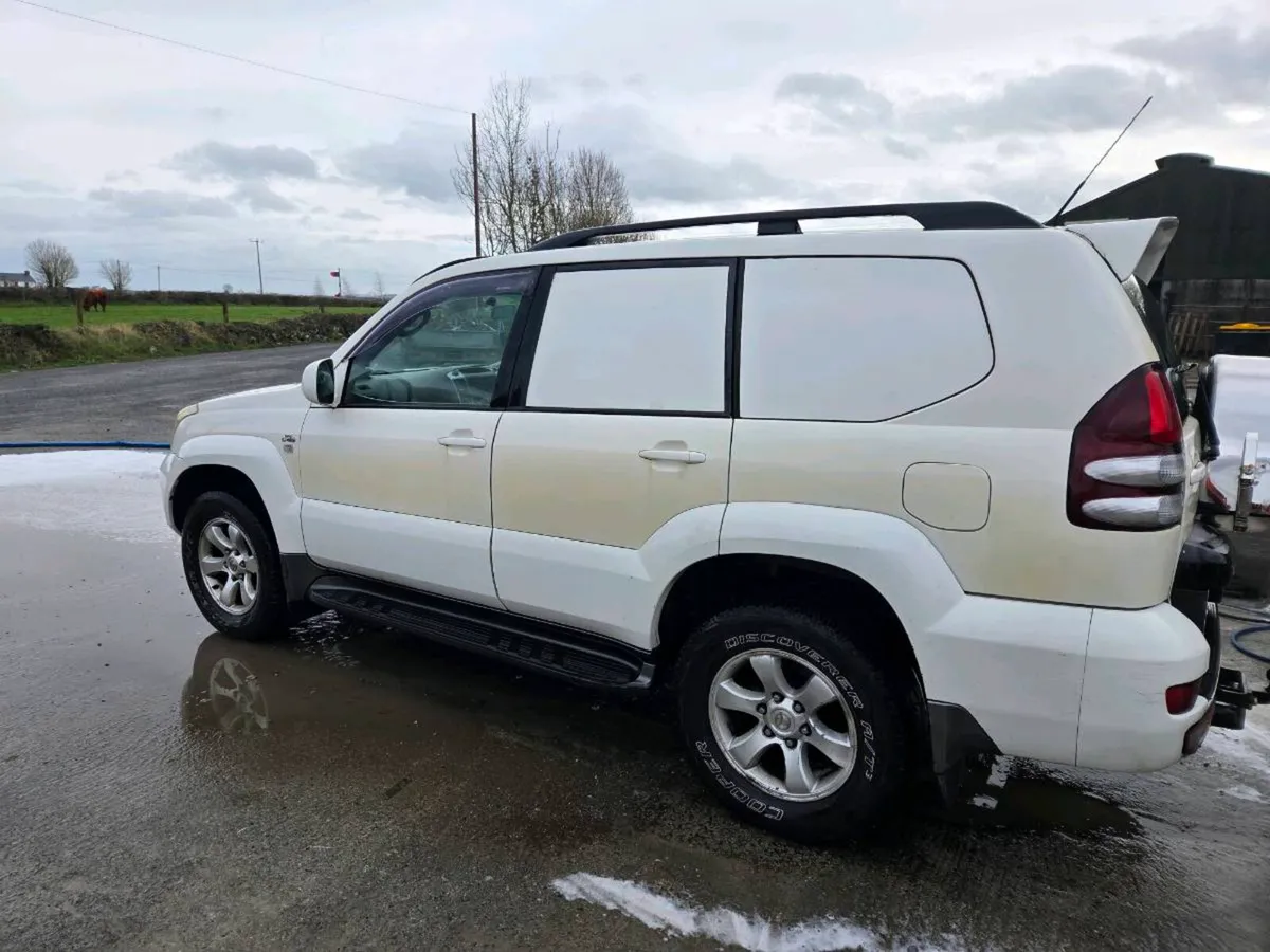 Toyota Landcruiser - Image 2