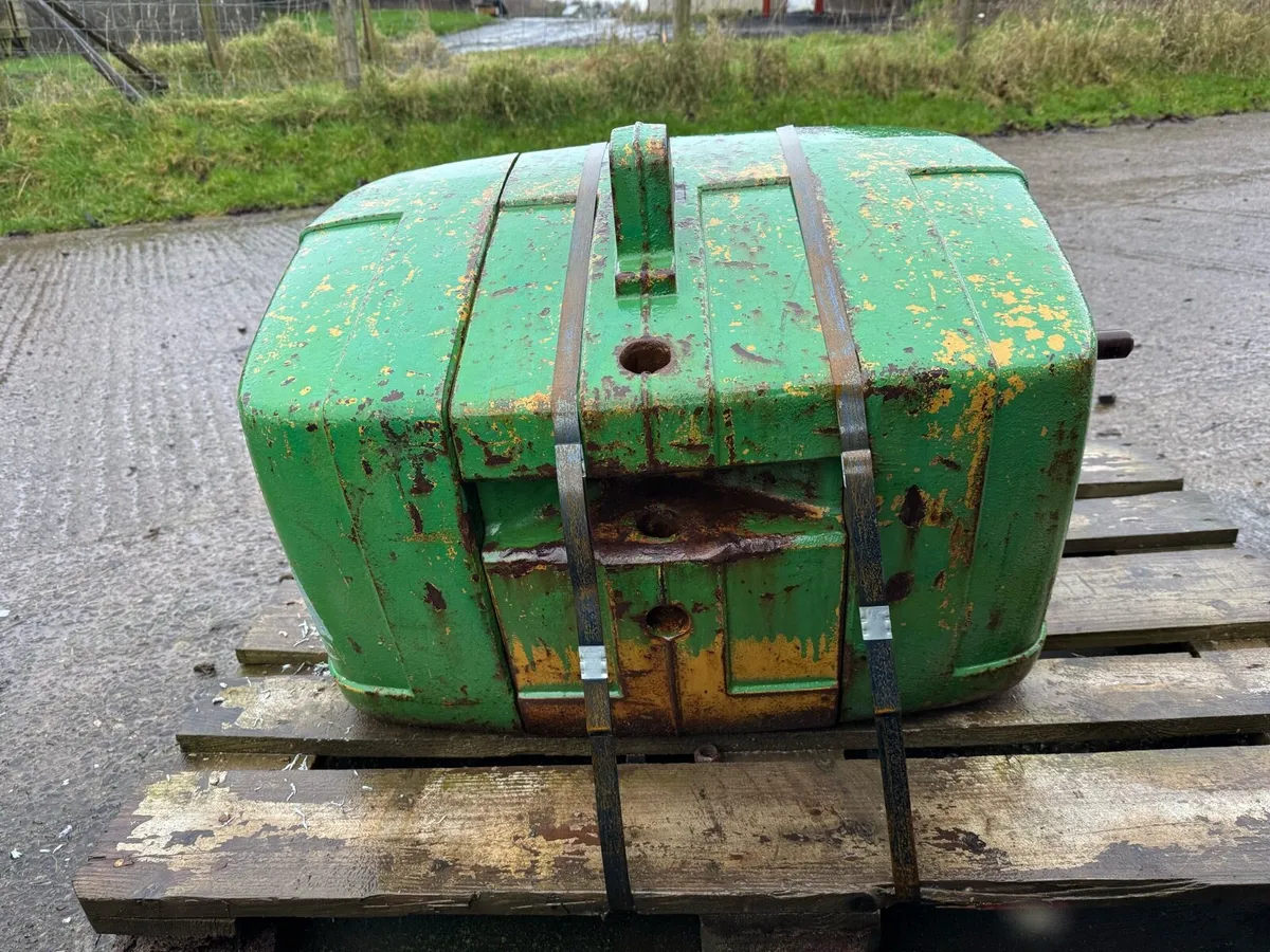 John Deere Big Pack Weight 900kg - Image 2