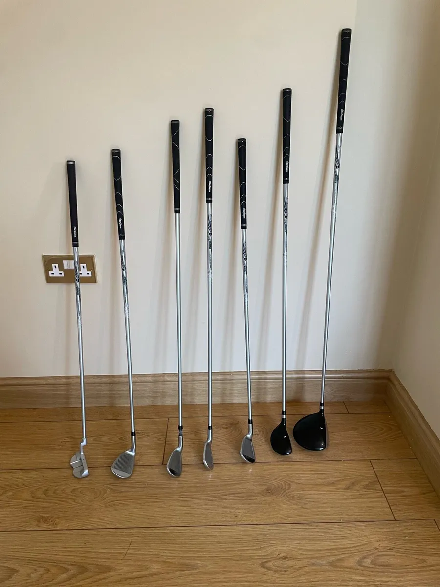 Macrgregor junior golf set send offers - Image 4