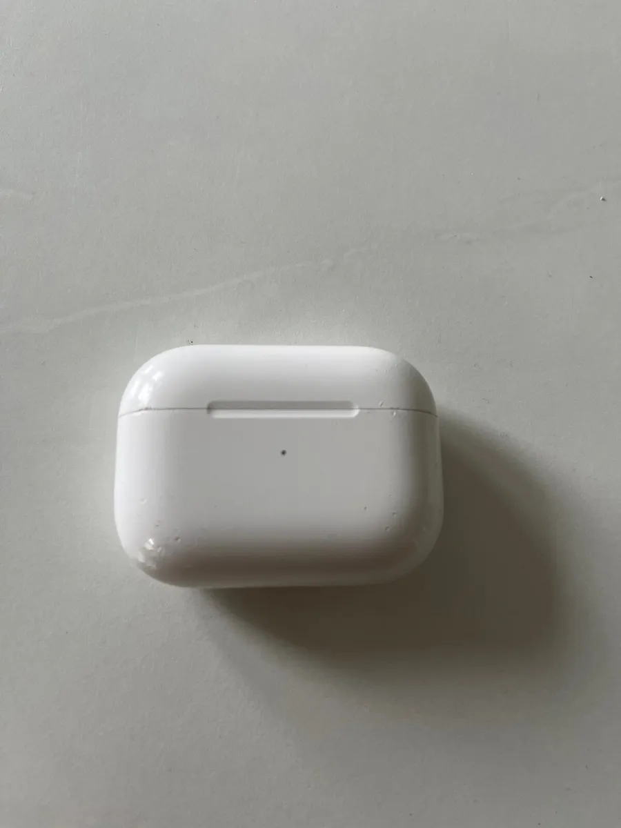 Apple AirPods Pro - Image 1