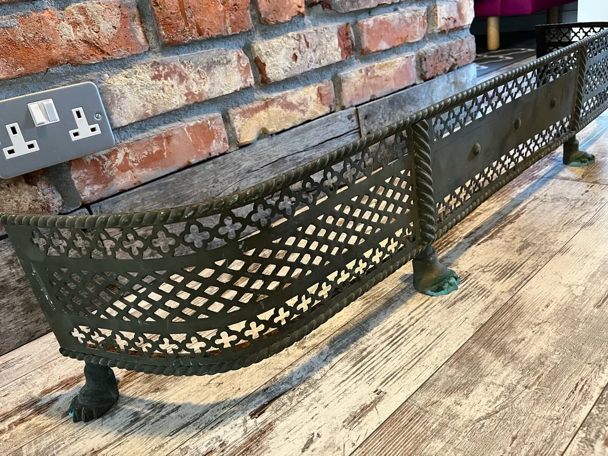 Vintage fire guard - Image 3