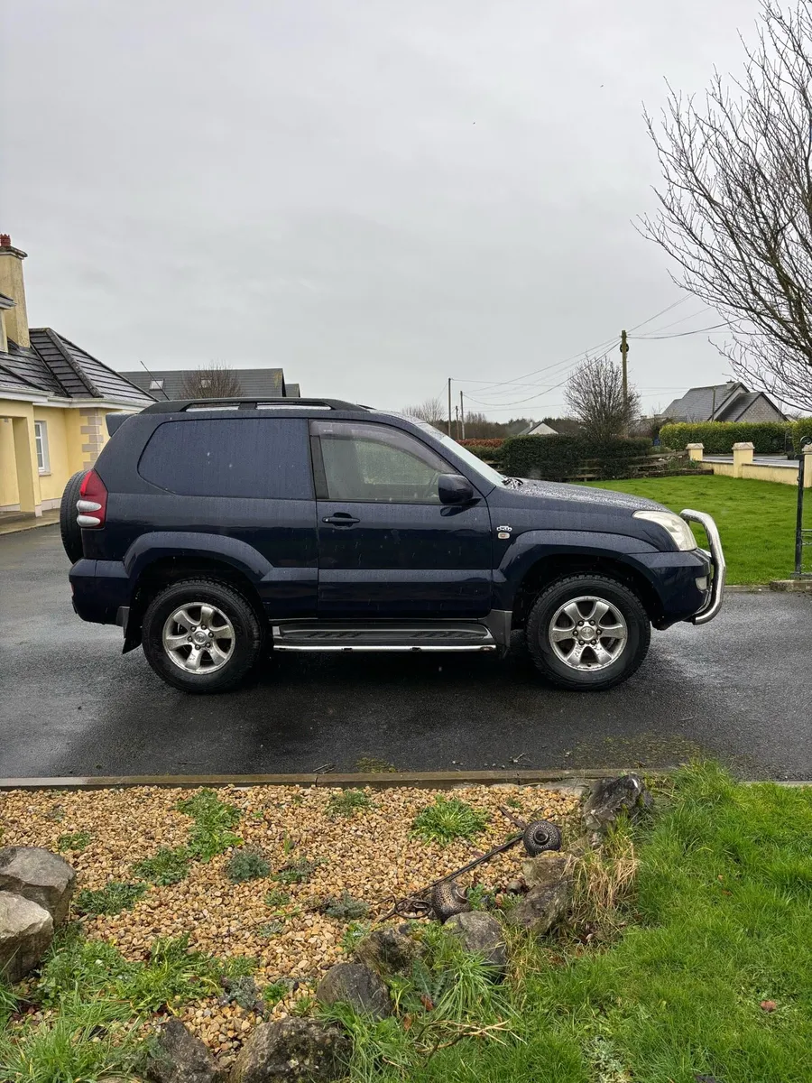 Toyota landcruiser - Image 4