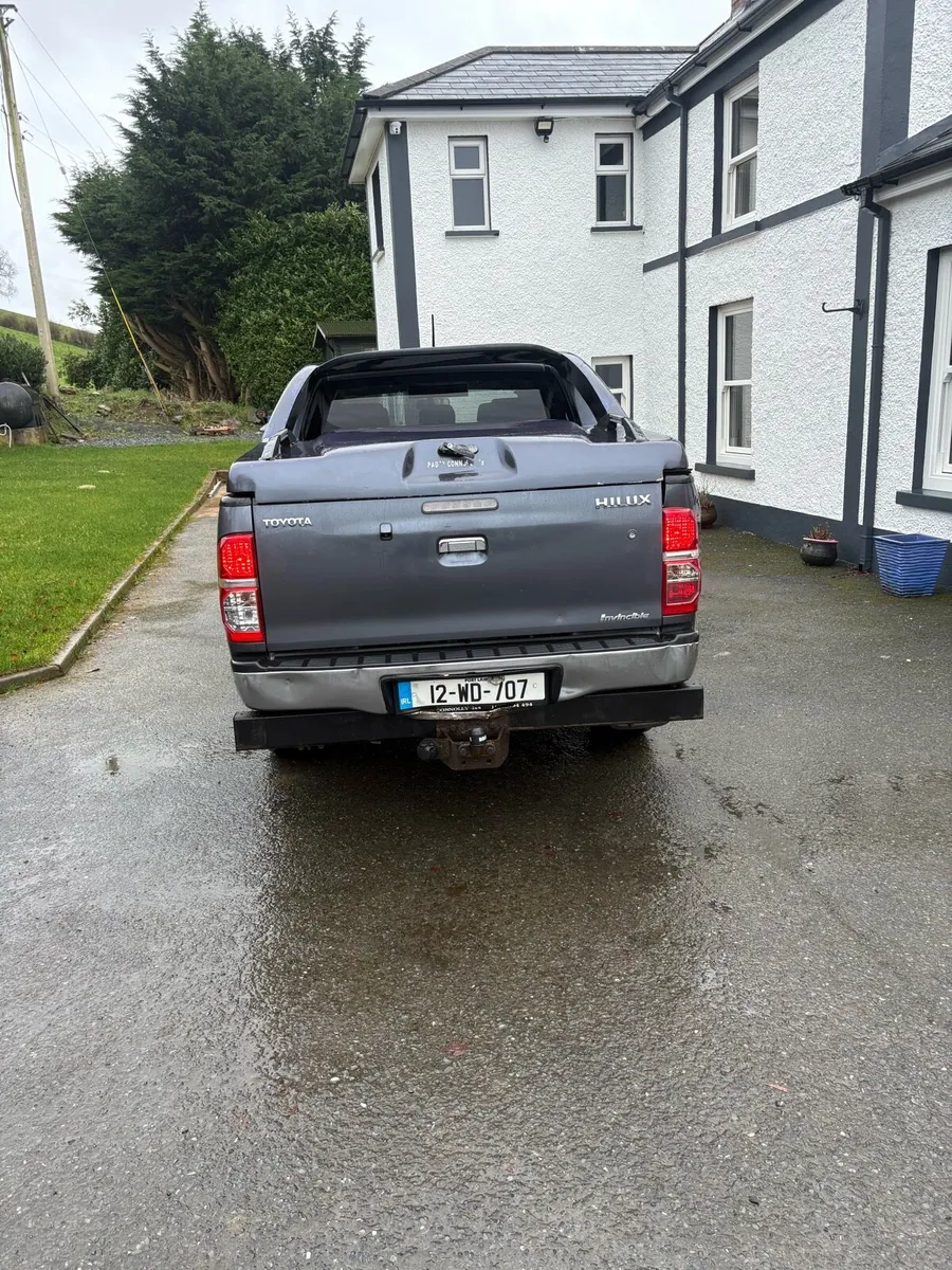 Toyota Hilux commercial - Image 4