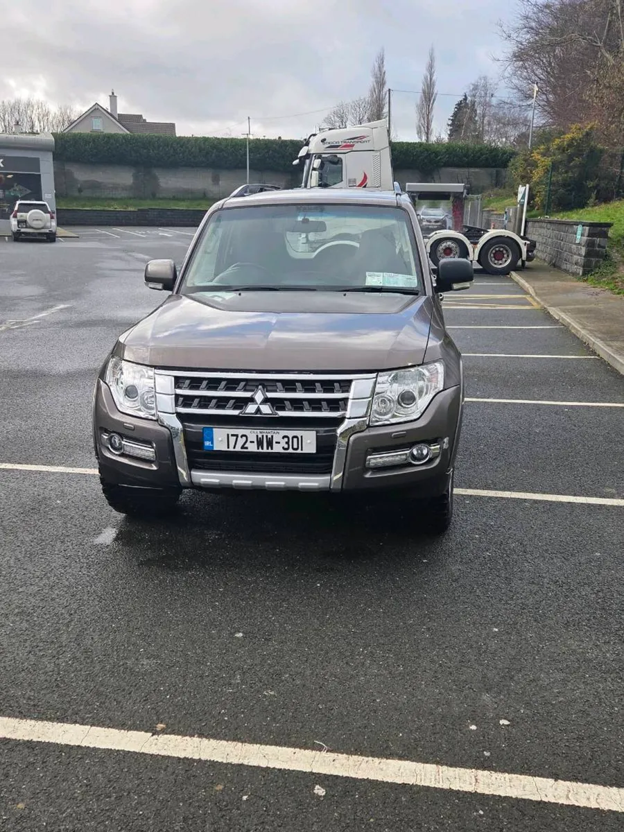 Mitsubishi pajero - Image 4