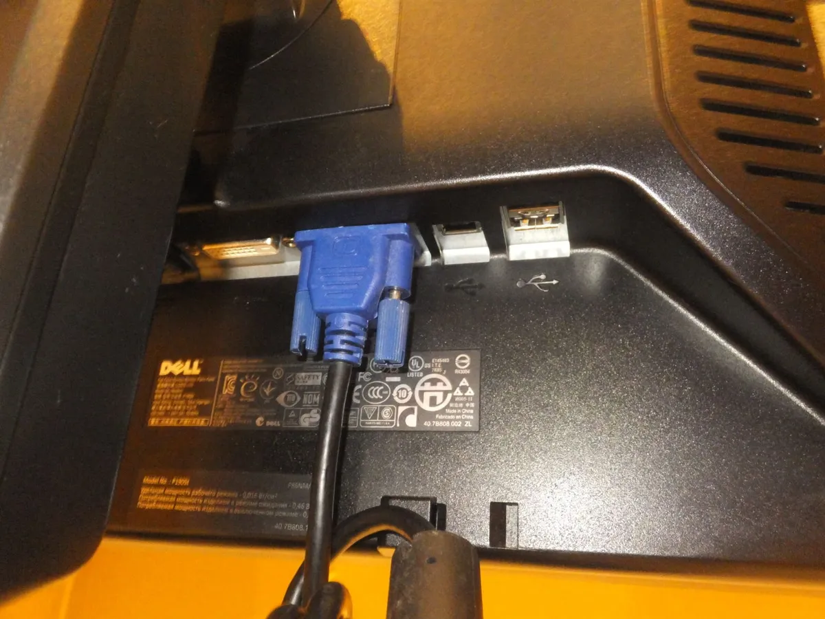 Dell Monitor - Image 3