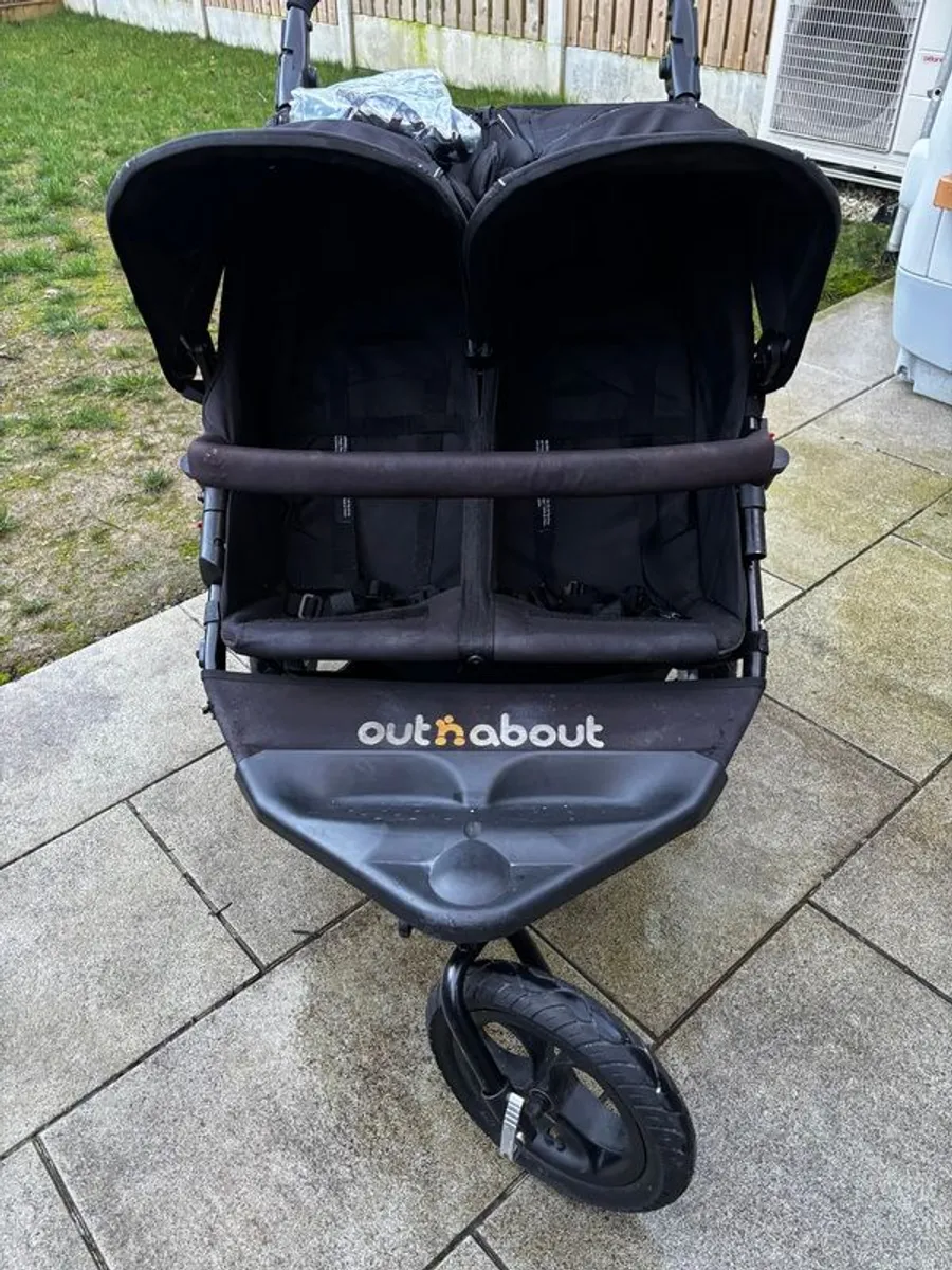Double Out n About black buggy - Image 1