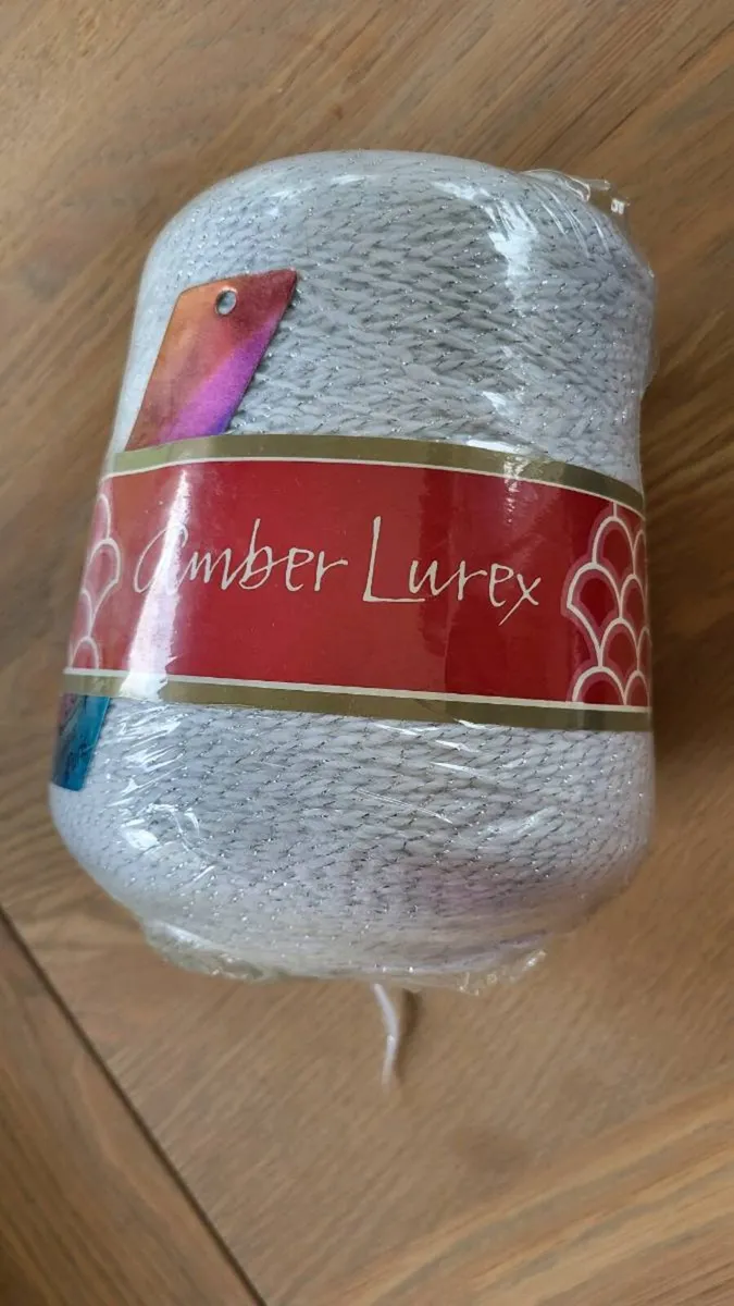 2 new cones of wool. Price is for both. - Image 2