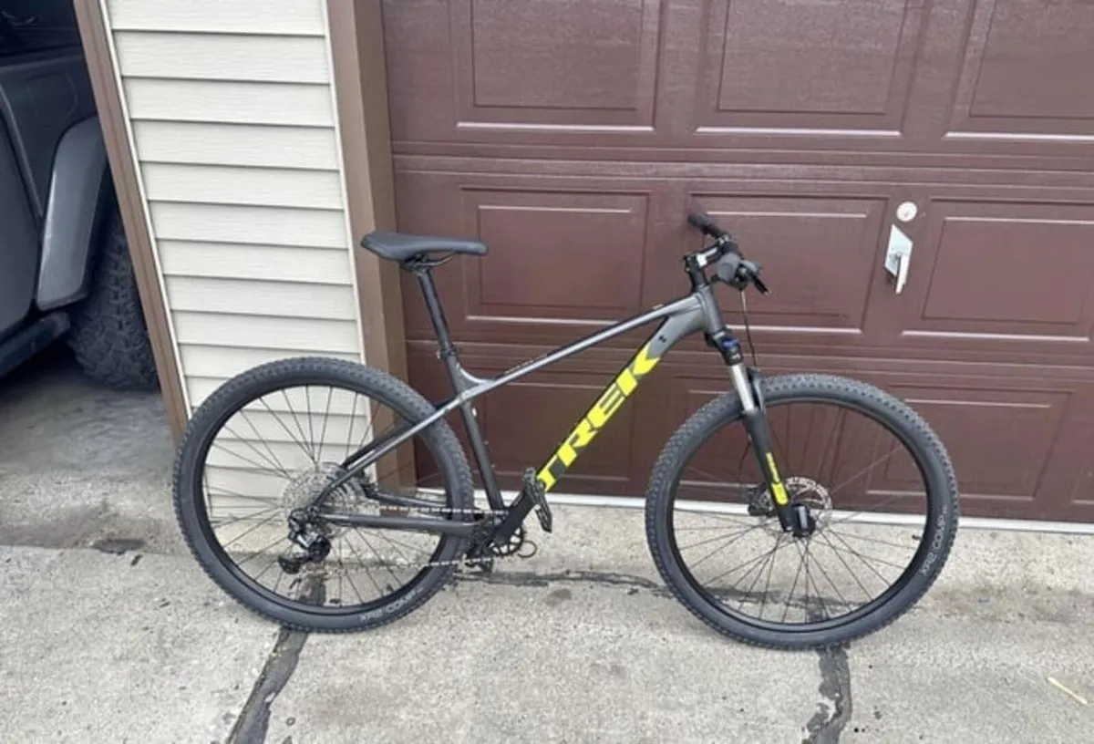 TREK MARLIN 6 - Image 1