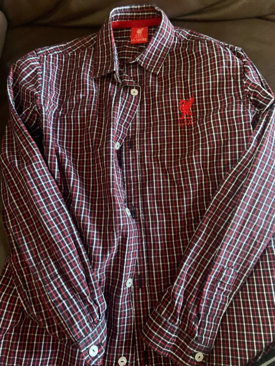 LFC mixed lot 8 items Liverpool Jersey - Image 4