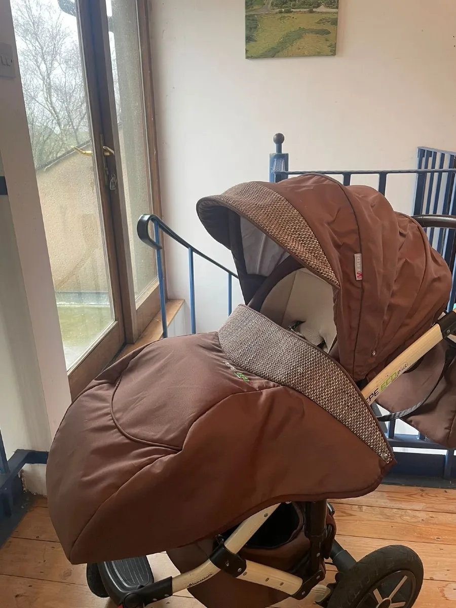 3 in 1 Travel System Pram - Image 3