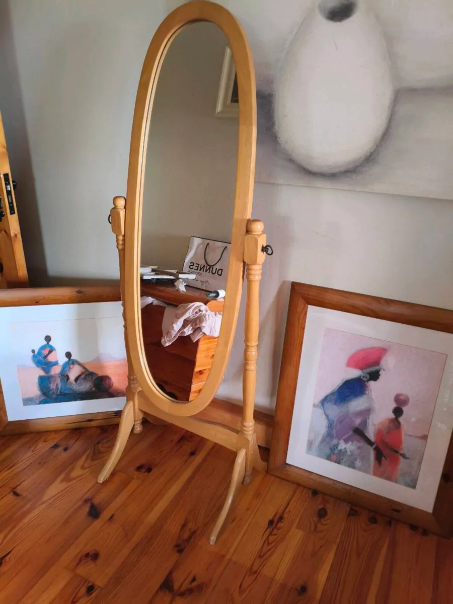 All together if possible 50 Euro - Image 3