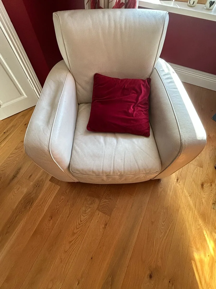 White leather couch set - Image 2