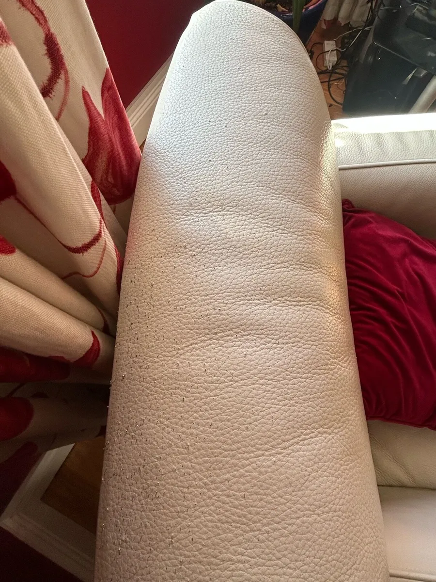 White leather couch set - Image 4