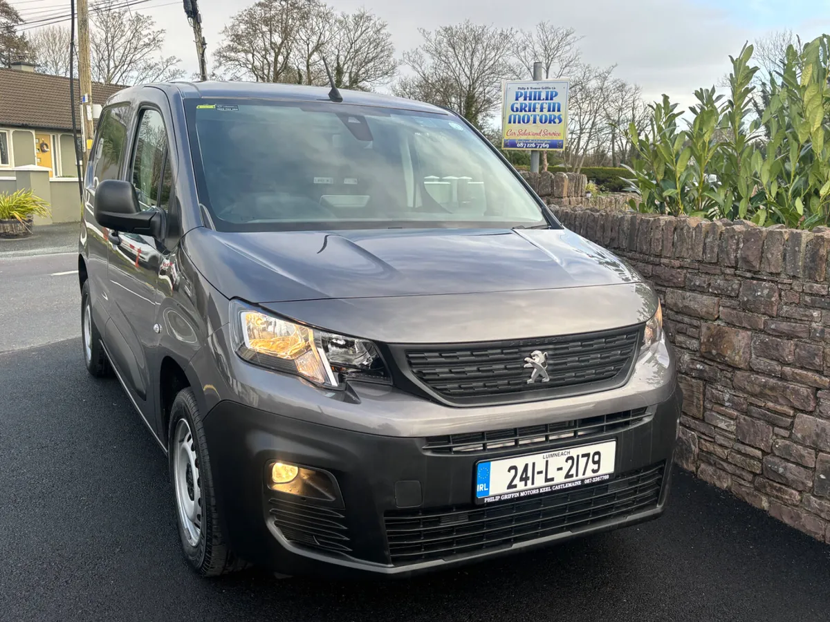 Peugeot Partner Automatic High spec  only 53000km - Image 1