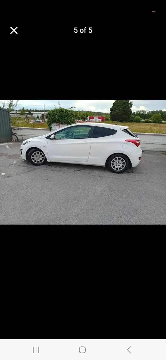 Hyundai van - Image 1