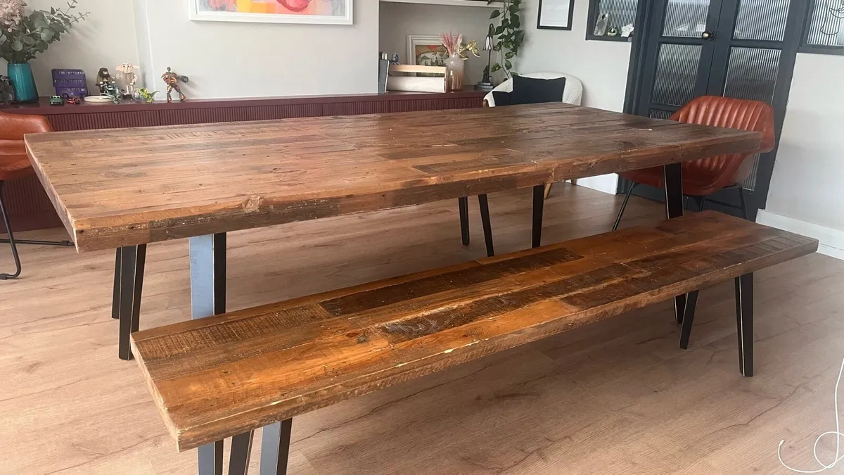 Table and benches - Image 2