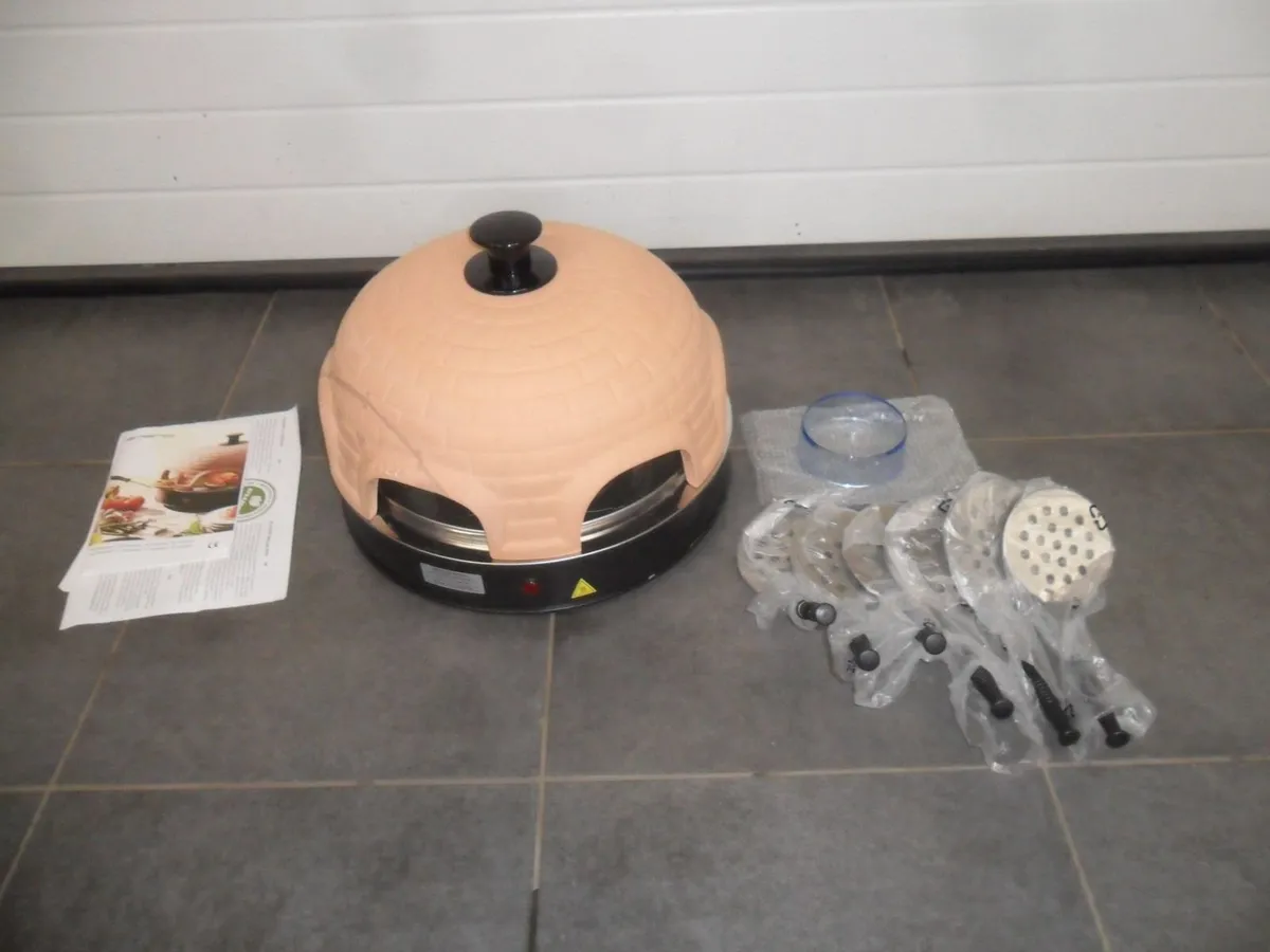 Emerio Pizzarette Cool Wall - 6 People - Image 4