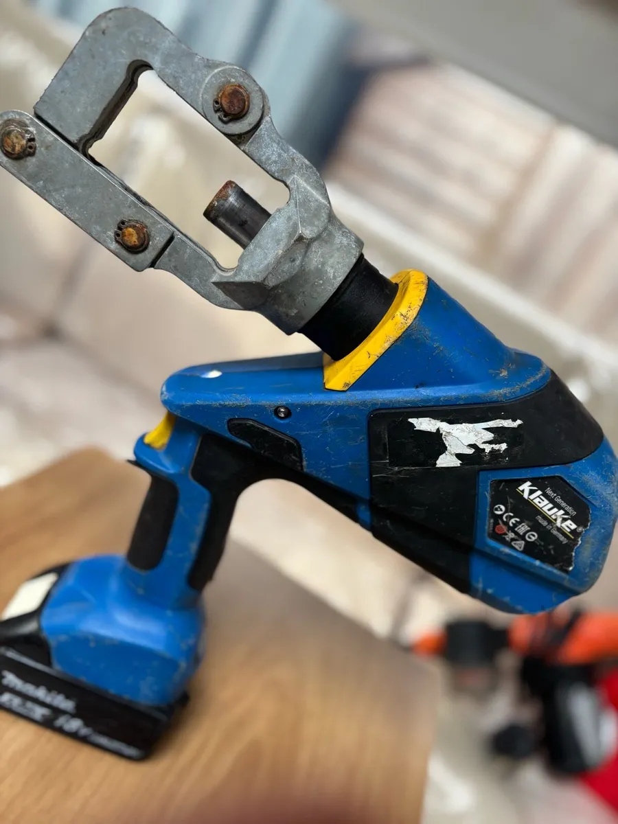 Klauke Hydraulic Crimper 18V - Makita Battery - Image 2