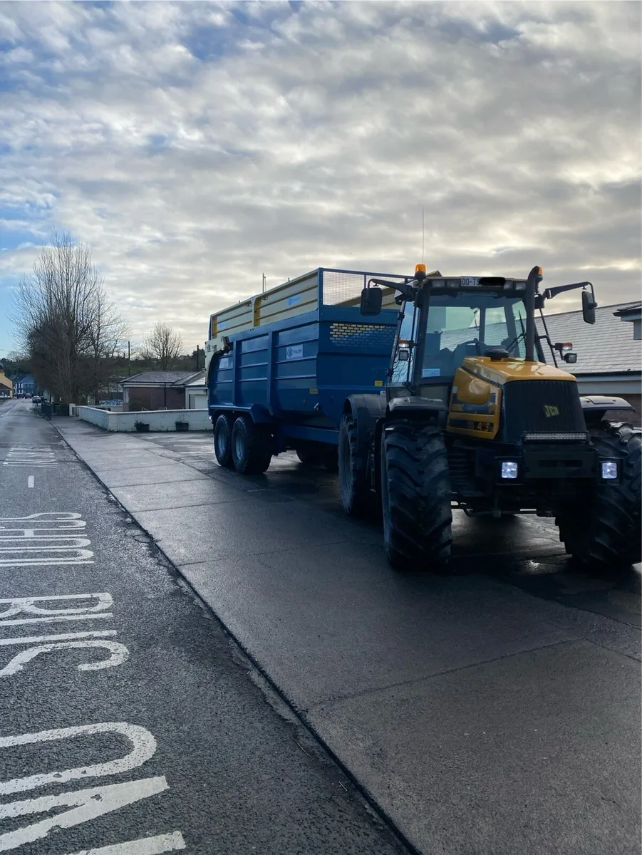 JCB Fastrac 2135 - Image 2