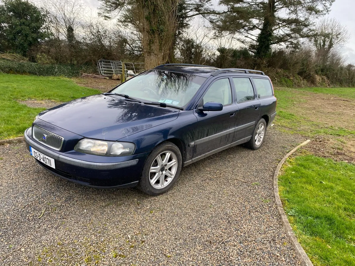 Volvo V70 2.0T - Image 2