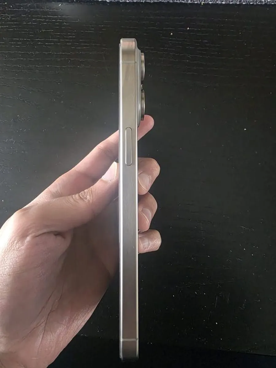 Apple iPhone 15 Pro Max 256gb (like brand new) - Image 3