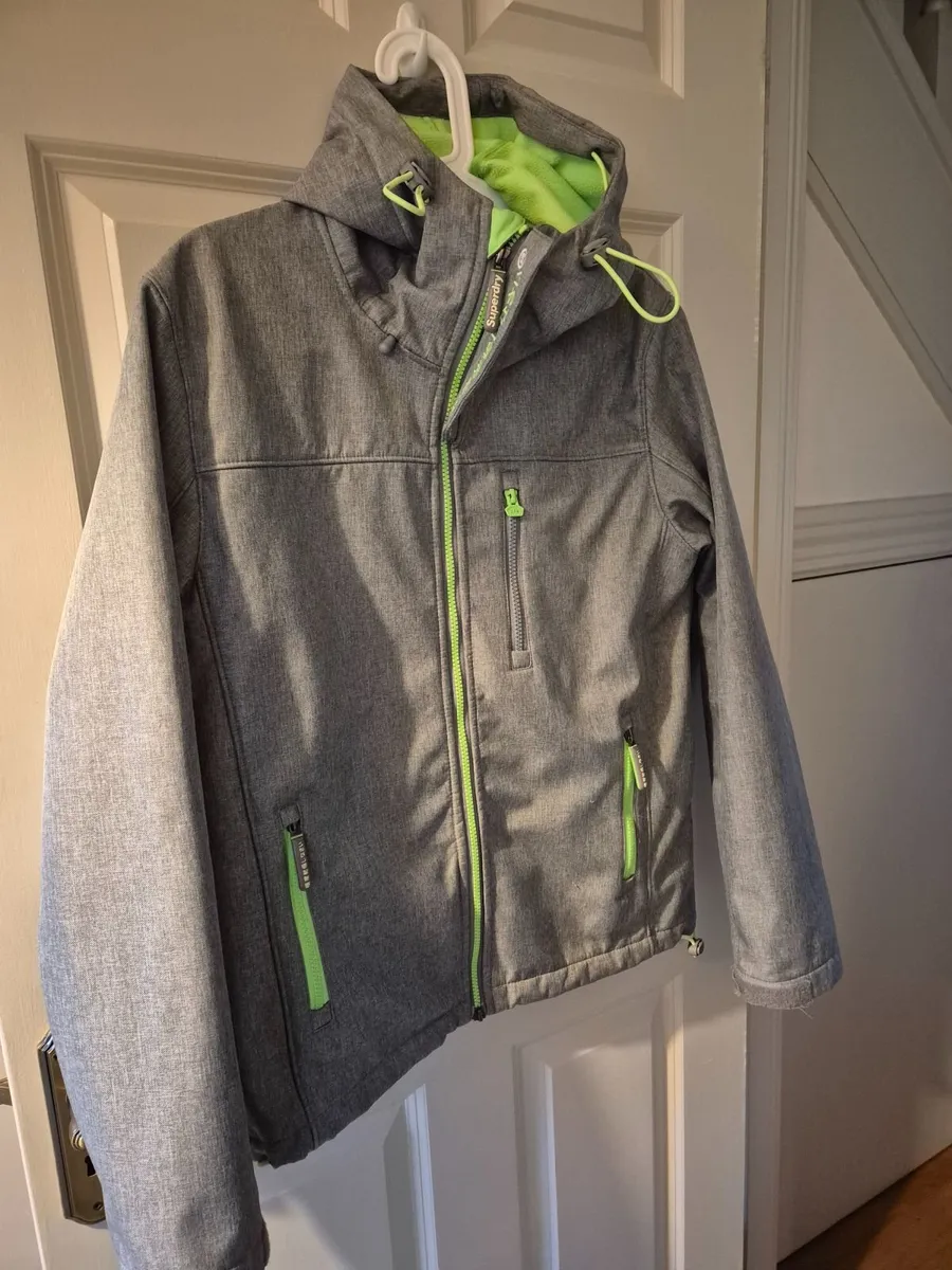 Superdry jacket (suitable for older teenager) - Image 1