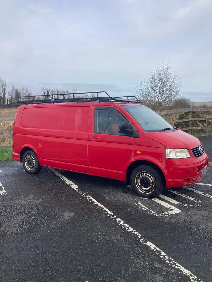 VW Transporter 2.5 - Image 1