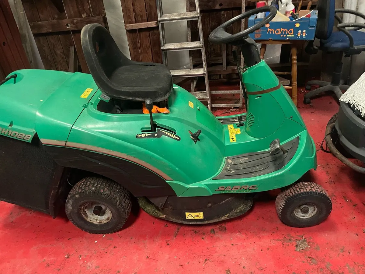 Ride on mower - Image 3