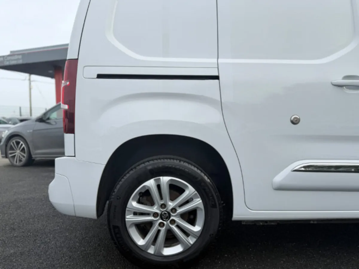 Toyota Proace L1 DESIGN - Image 3