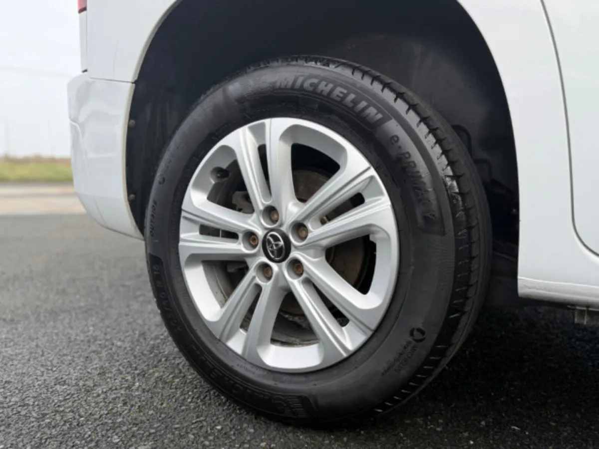 Toyota Proace L1 DESIGN - Image 2