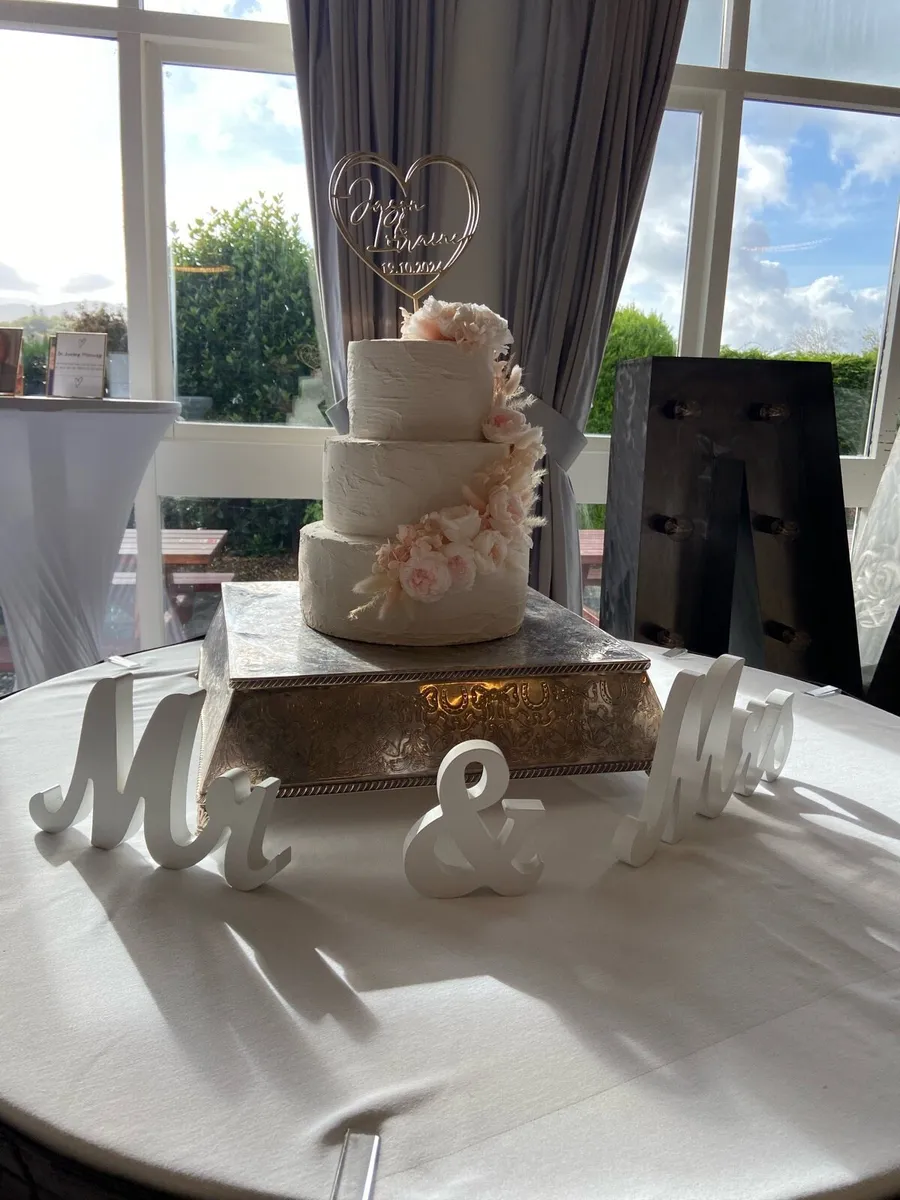 Face wedding cake - Image 3