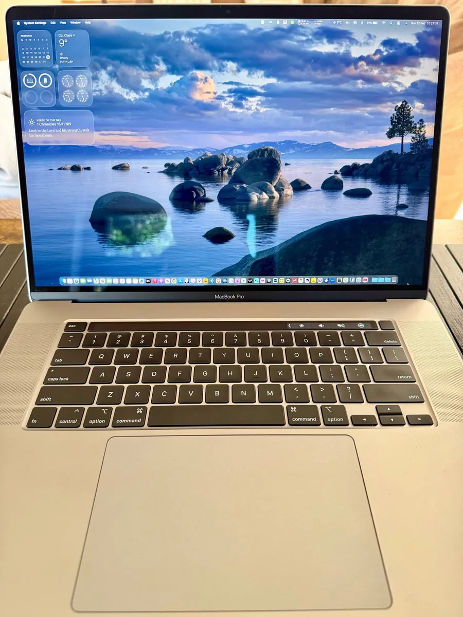 MacBook Pro 16-inch (2019) - i7 /16GB/512GB SSD - Image 1