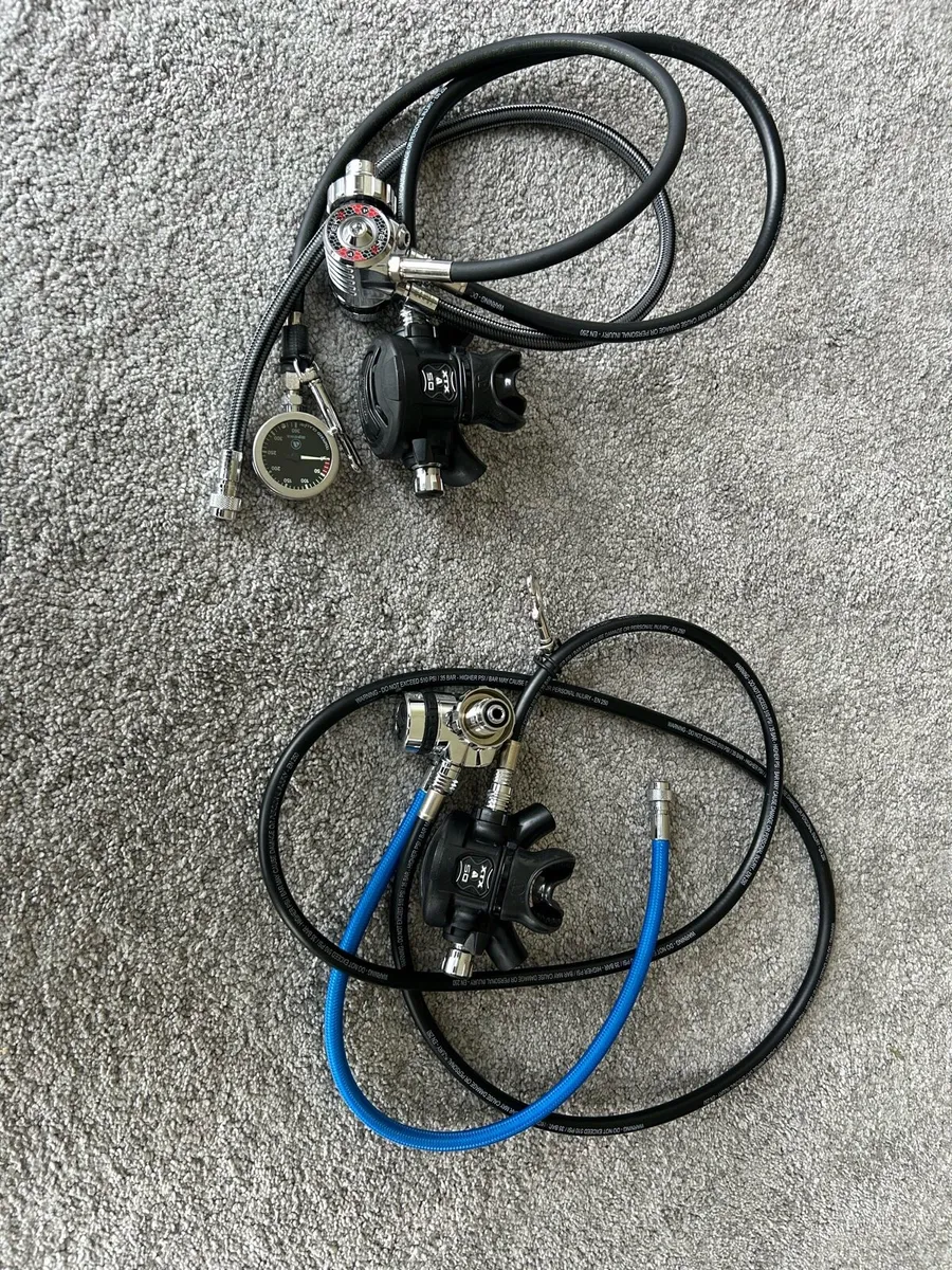 Apeks Tek3 Twin Set Regulators, apeks tech SPG - Image 1