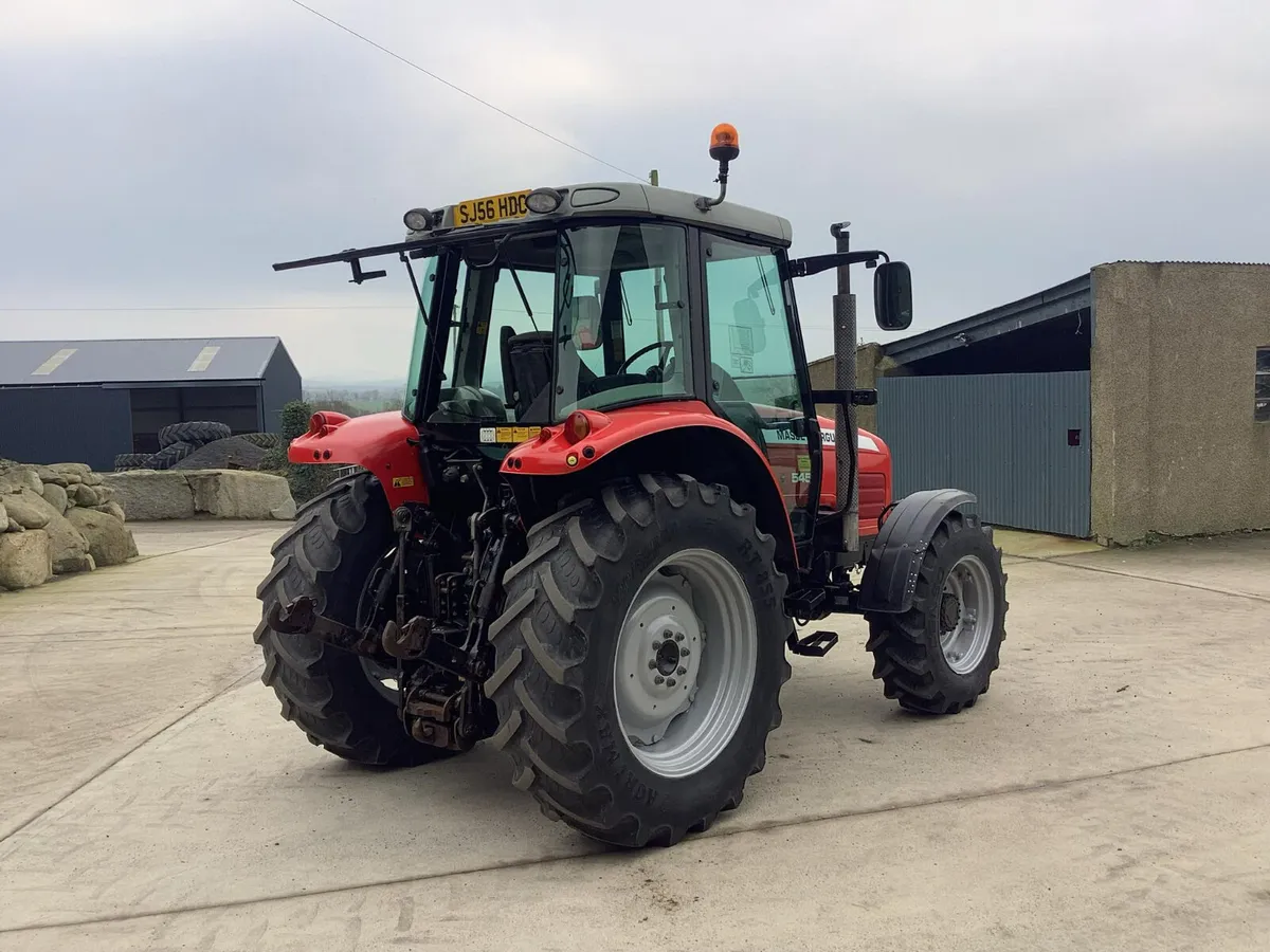 2006 MF 5455 - Image 4