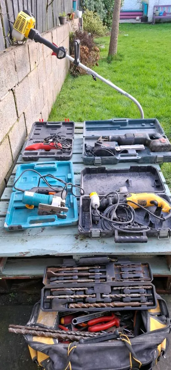 Work tools - Image 1