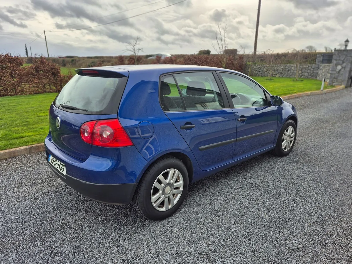 Volkswagen Golf 2005 1.4 petrol - Image 2