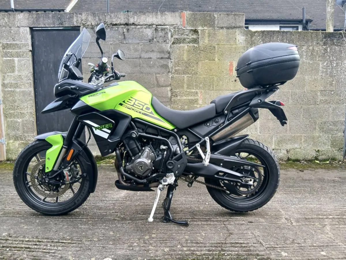 Triumph 850 Sport - Image 3