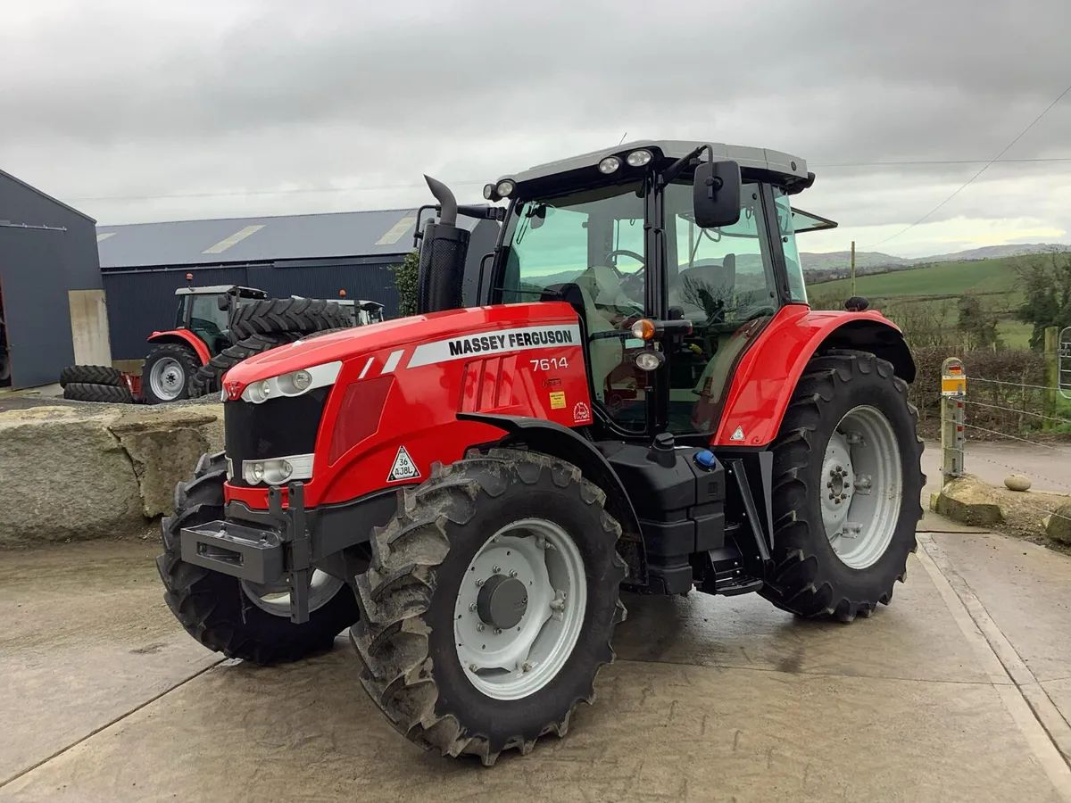 2014 MF 7614 - Image 1