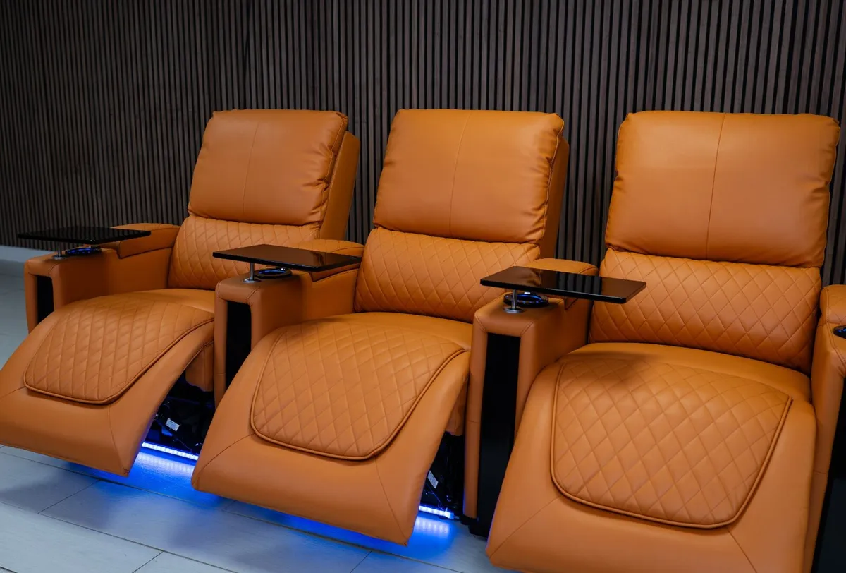 3 Seater Sienna Electric Leather Recliner Sofa - Image 4