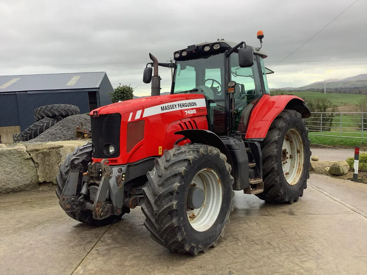 2011 MF 7495 - Image 1