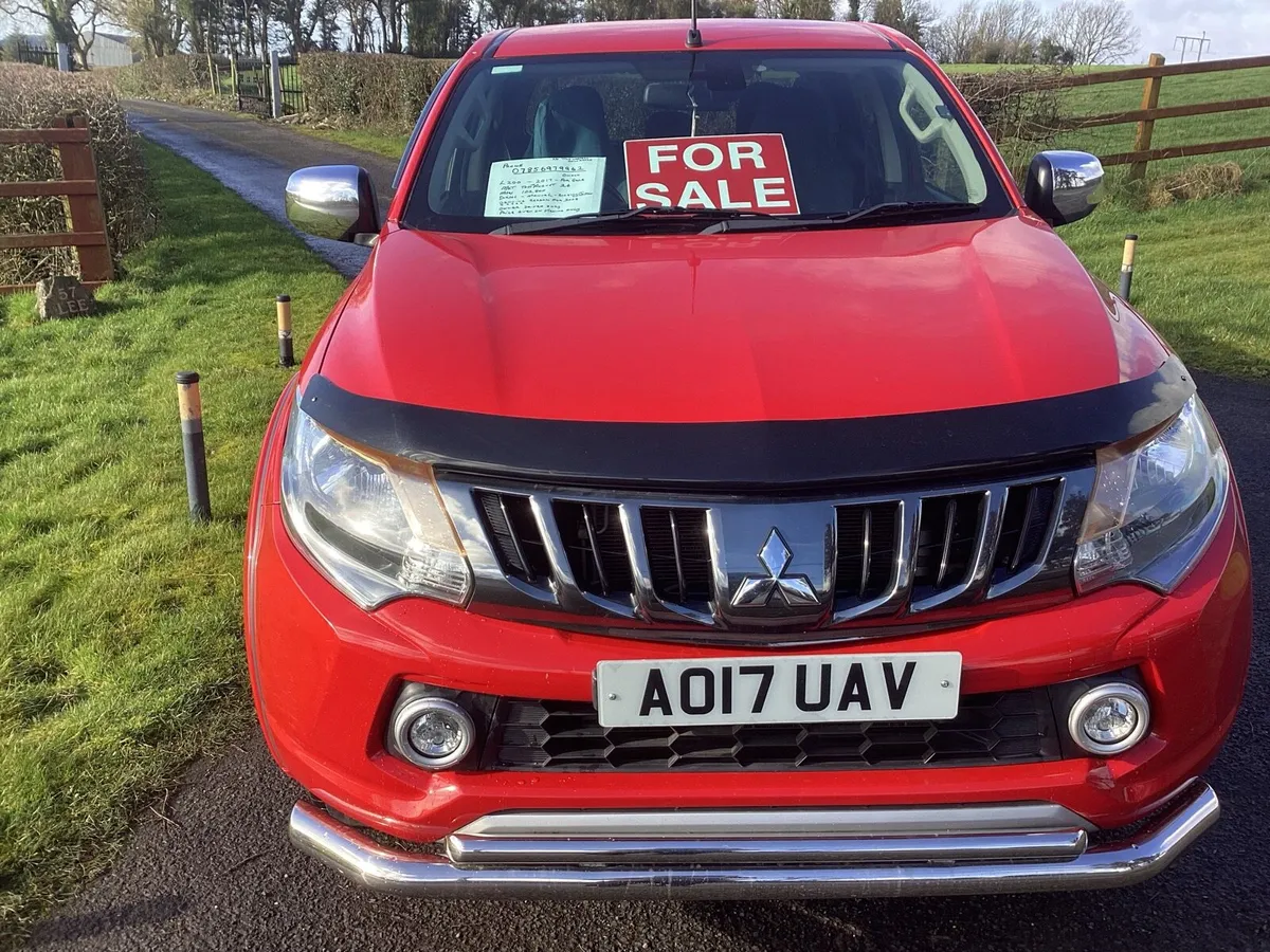 Mitsubishi L200 pickup - Image 1