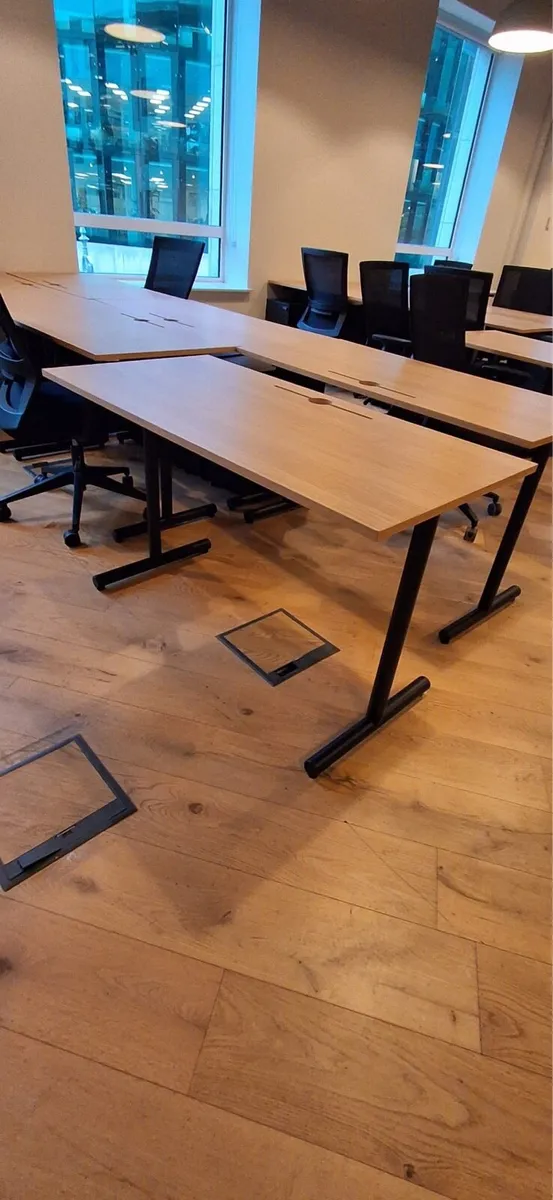 Office Desk - Image 1