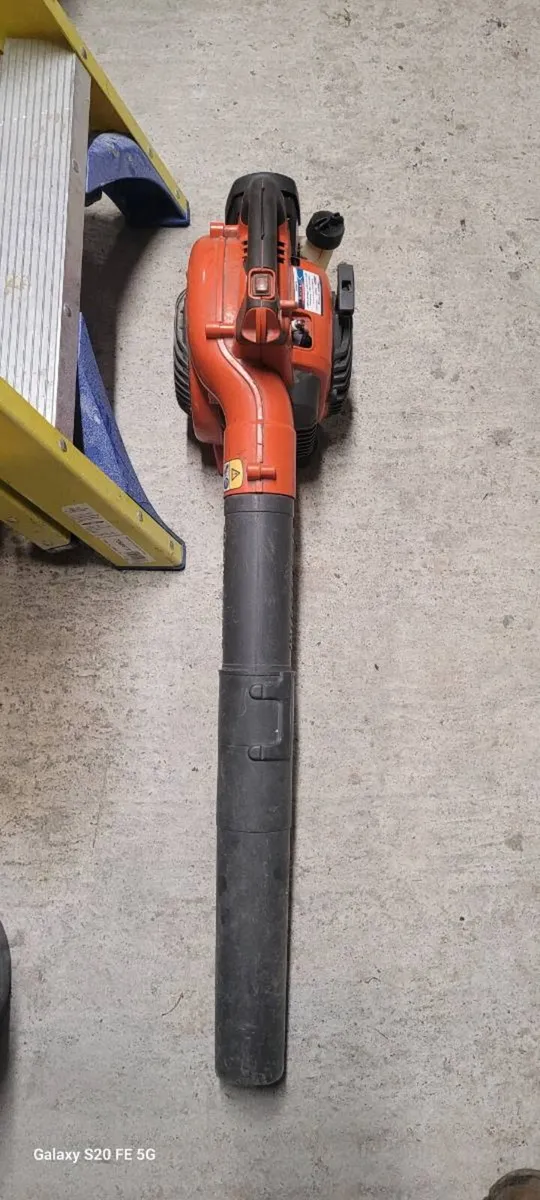 Husqvarna leaf blower - Image 3