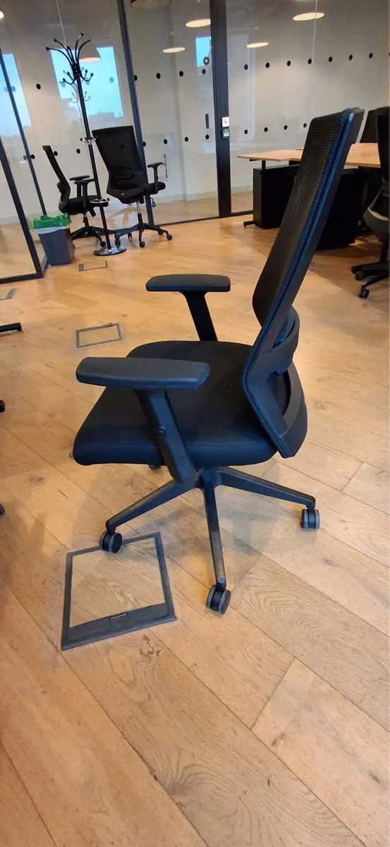 Office Chair - Image 2
