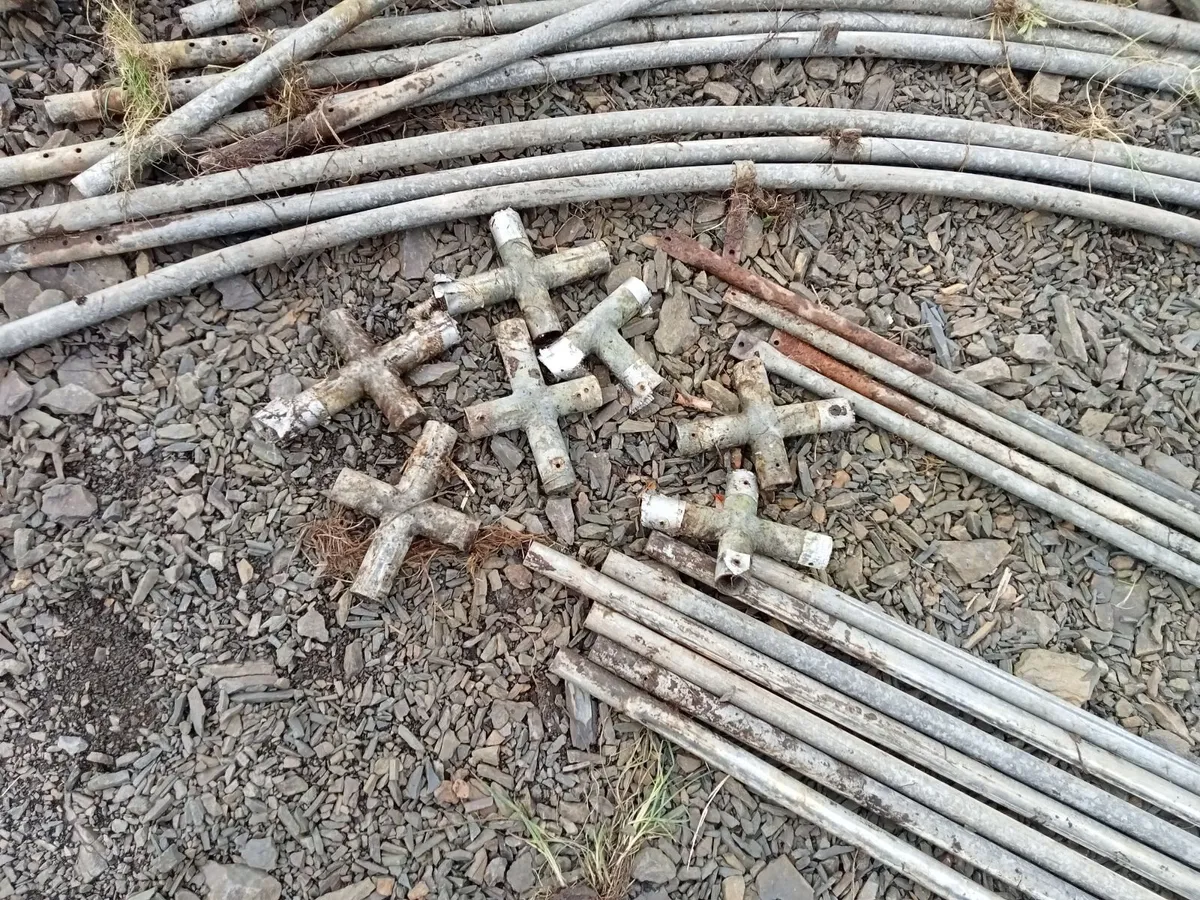 Polytunnel hoops - Image 3